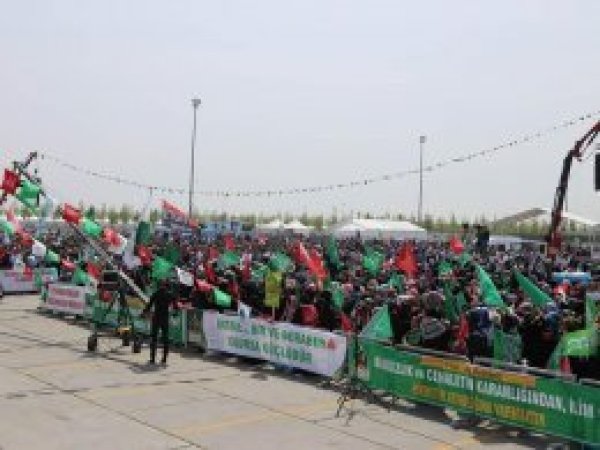 İstanbul Mevlid etkinliğinde büyük coşku