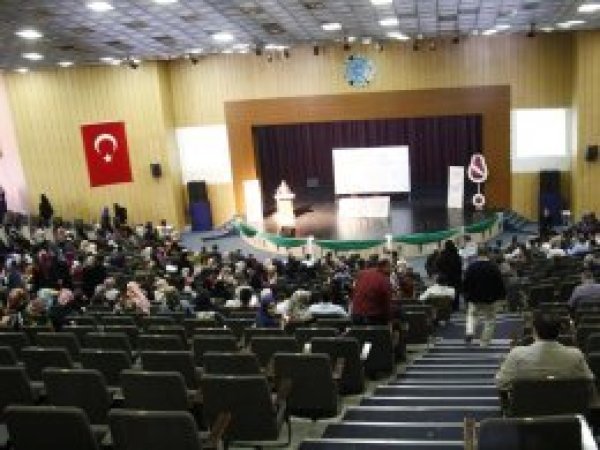 800 ilahiyat öğrencisine icazet verildi