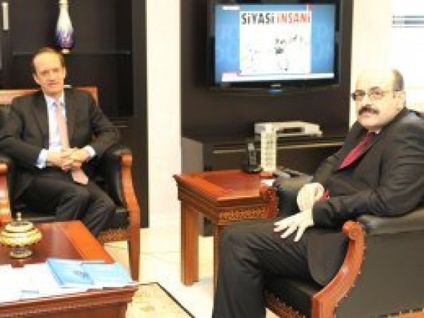 Fransa Büyükelçisi YÖK Başkanı Saraç'ı ziyaret etti