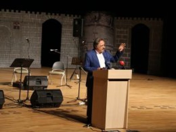 'Diyarbakır olmazsa Türkiye olmaz'