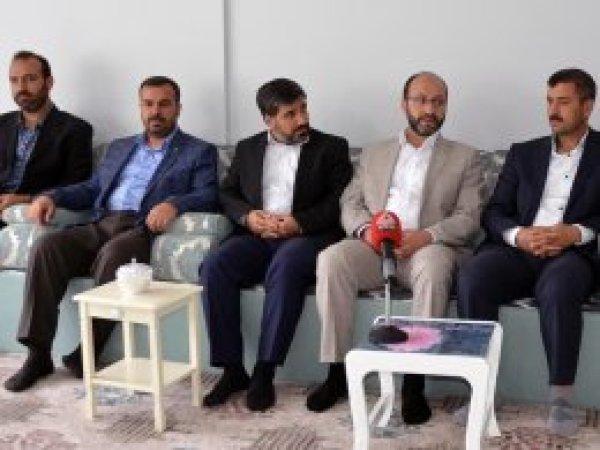 'Vahdet ve ümmet anlayışına ihtiyacımız var'