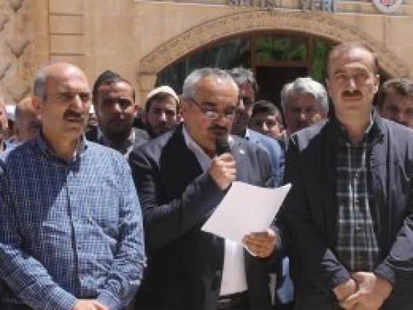 Görmez’e yönelik saldırılara kitlesel kınama