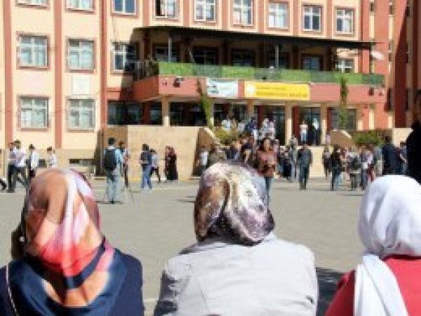 KPSS’de son oturum