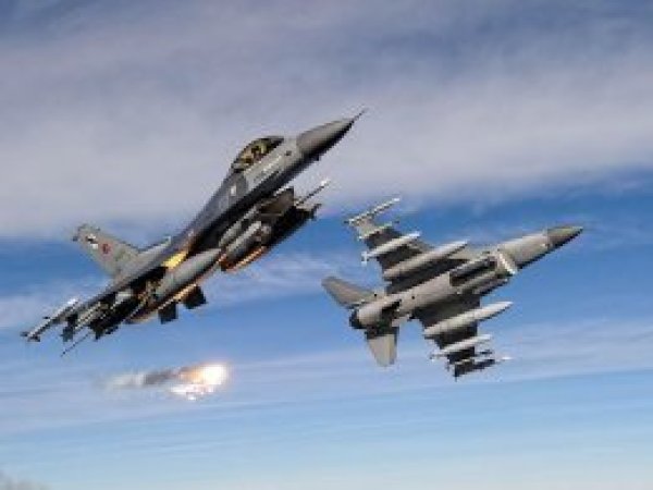 Van'da PKK'ya F-16 ile operasyon