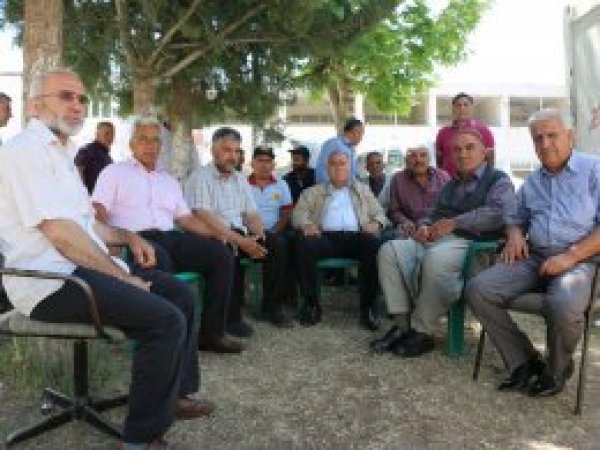 Depremzede Samsatlılar yetkililere tepkili