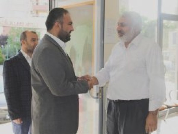 HÜDA PAR Umut Kapısına bağışta bulundu