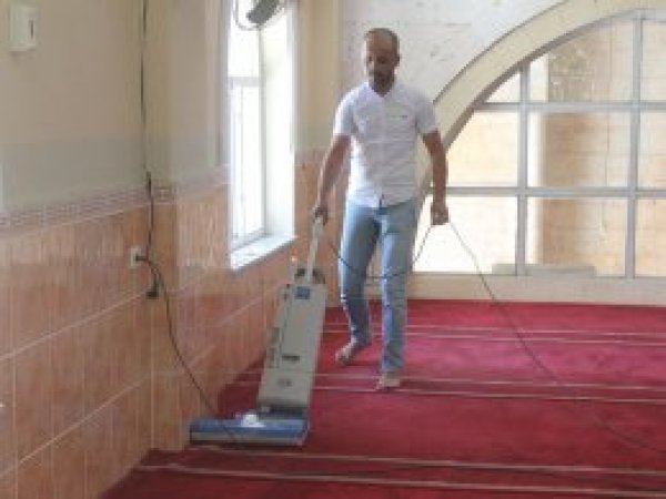 Cami ile tanıştı hayatı değişti