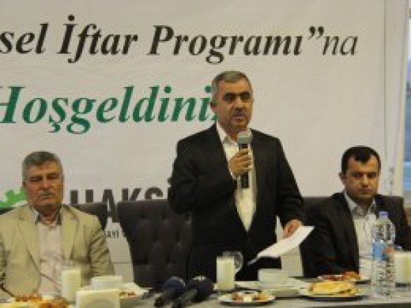 Diyarbakır HAKSİAD'dan iftar yemeği