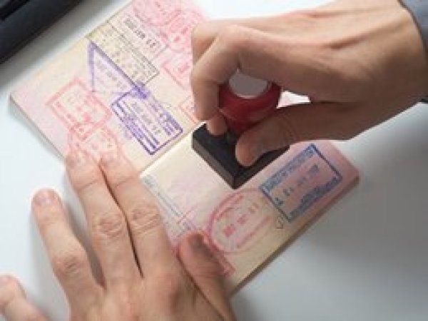 Almanya G20 öncesi Schengen'i askıya aldı