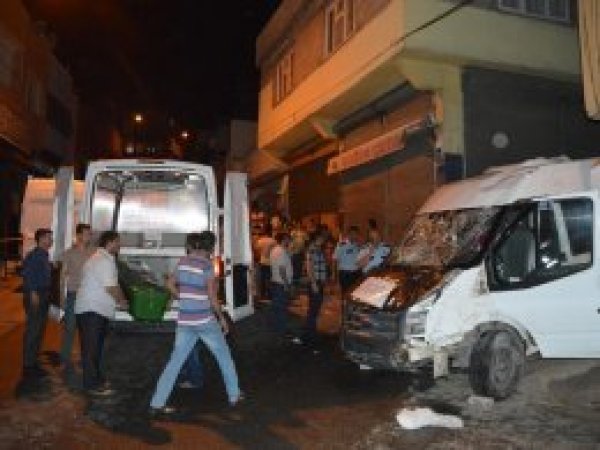 Antep'te trafik kazası: 3 ölü, 7 yaralı