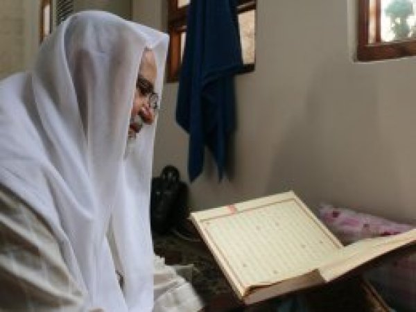 Son on günde itikafa girerek Kadir Gecesini arıyorlar