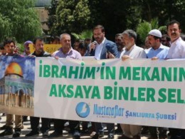 'Kudüs kurtulursa ümmetin özgürlük kapısı açılacak'