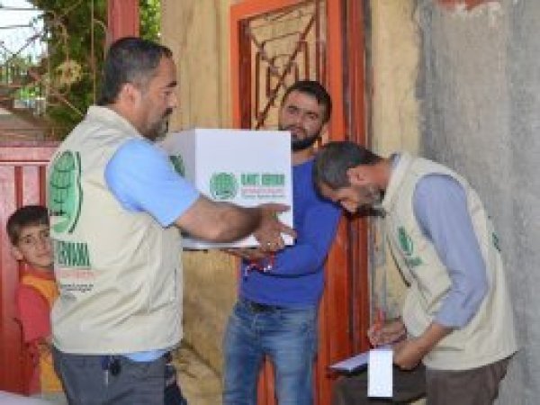 Batman Umut Kervanı yardımlarına devam ediyor