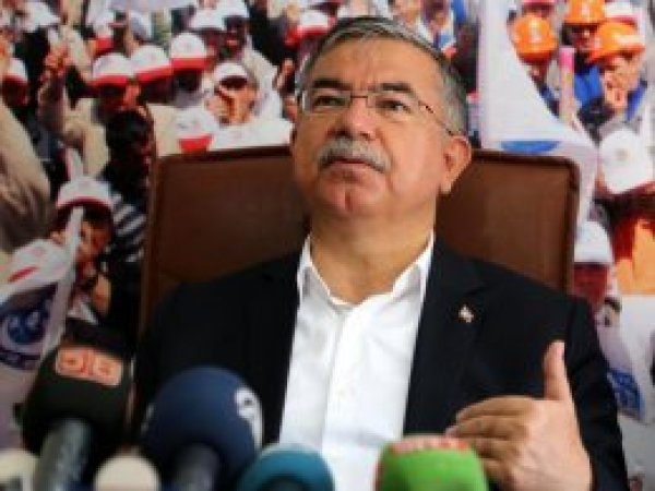 'Mülakat uygulamasını kaldırmayı düşünmüyoruz'