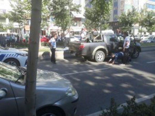 Kozluk Belediyesi korumaları gözaltına alındı