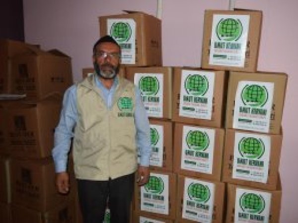 Umut Kervanı'ndan Bitlis'te onlarca aileye yardım