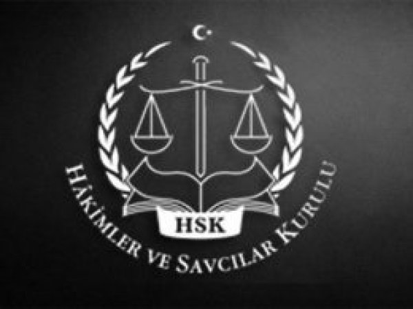 780 hakim ve savcının görev yeri değişti