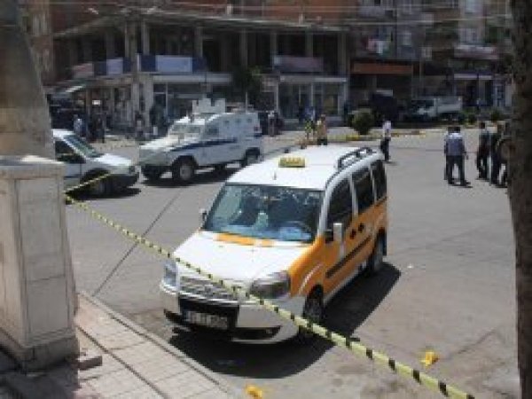Diyarbakır'da silahlı kavga: 2 yaralı