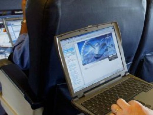 Elektronik cihaz yasağı kalkıyor