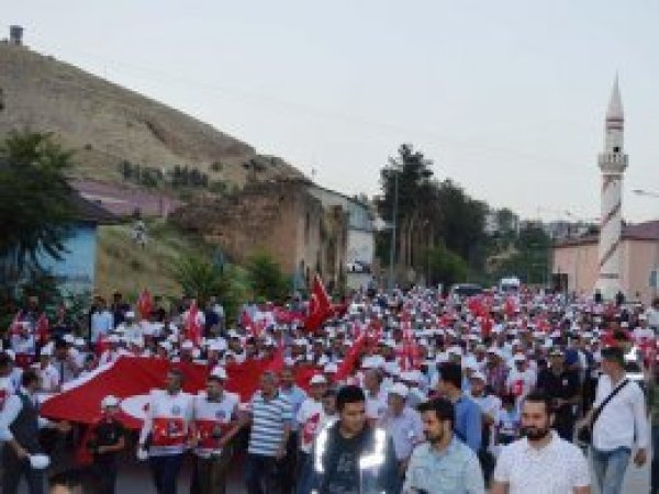 Bitlis’te 15 Temmuz yürüyüşü