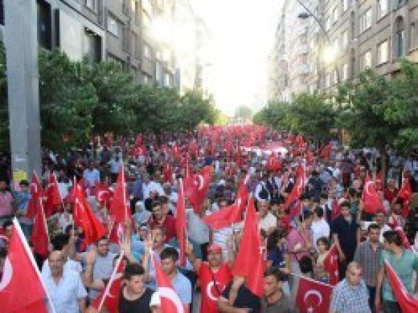 Elazığ’da 'Kardeşlik' yürüyüşü