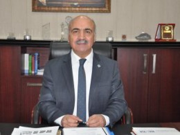 Eski rektör Uluçam Öksüz'ün yakını çıktı 