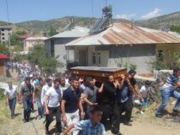 Hüseyin Kuyuldar Bingöl'de son yolculuğuna uğurlandı