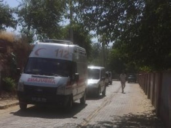 Babasını bıçaklayarak öldürdü