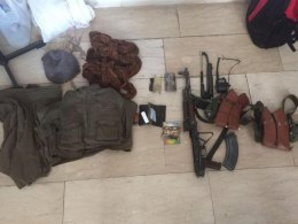 Bingöl’de bir PKK’li teslim oldu