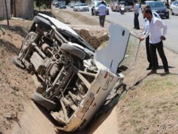 Gaziantep’te minibüs devrildi: 7 yaralı