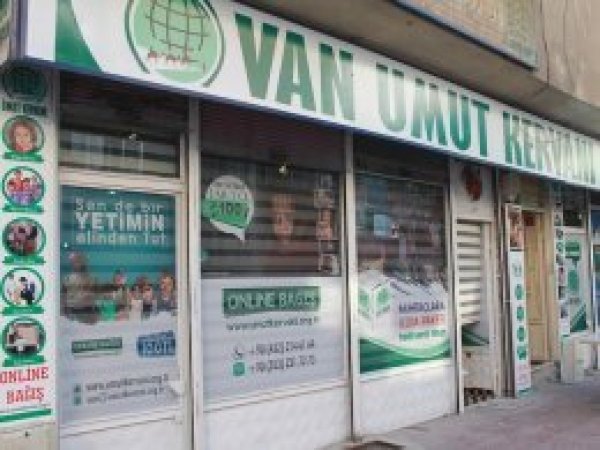 Van Rahmet Eli “Van Umut Kervanı Vakfı” olarak hizmet verecek