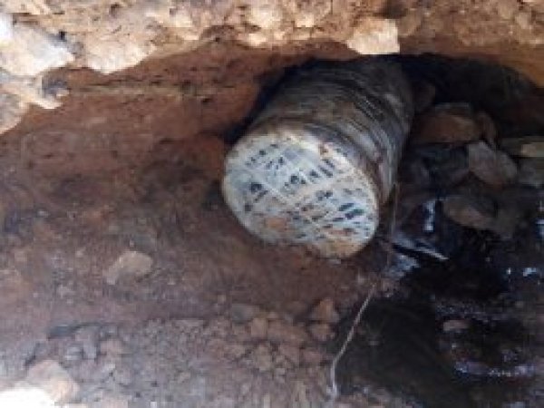 Bitlis'te yola döşenen patlayıcı imha edildi
