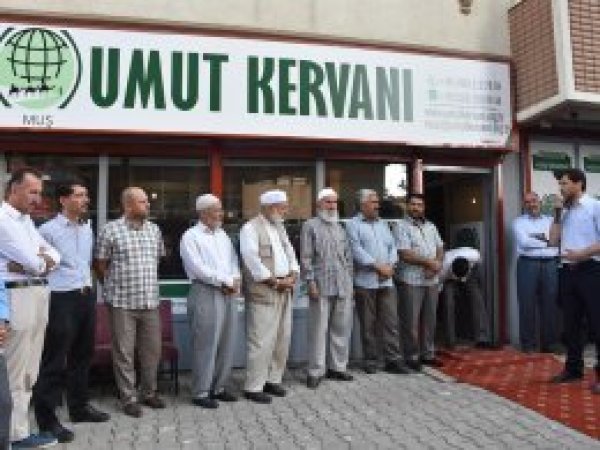 Muş’ta Umut Kervanı Yardım Vakfı’nın açılışı yapıldı
