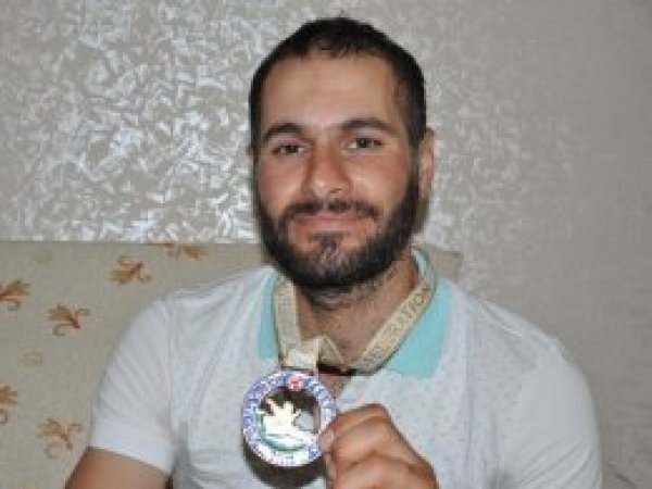 Suriyeli Resul Türkiye’yi temsil etmek istiyor