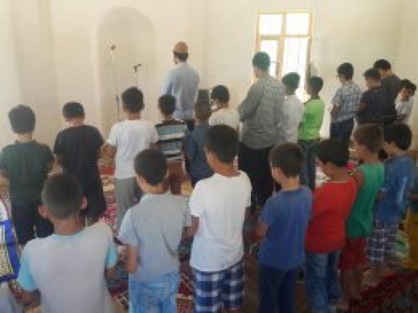 ​Miniklerden "Hayat Namazla Güzeldir" programı