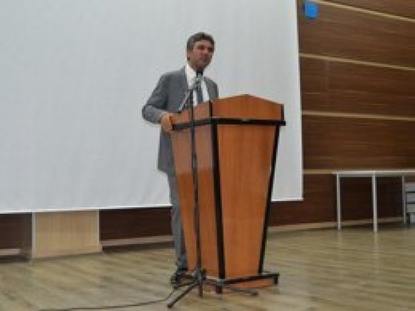 Demirci, insan yetiştirmenin önemine değindi