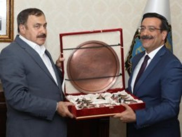 Eroğlu, Atilla’yı makamında ziyaret etti