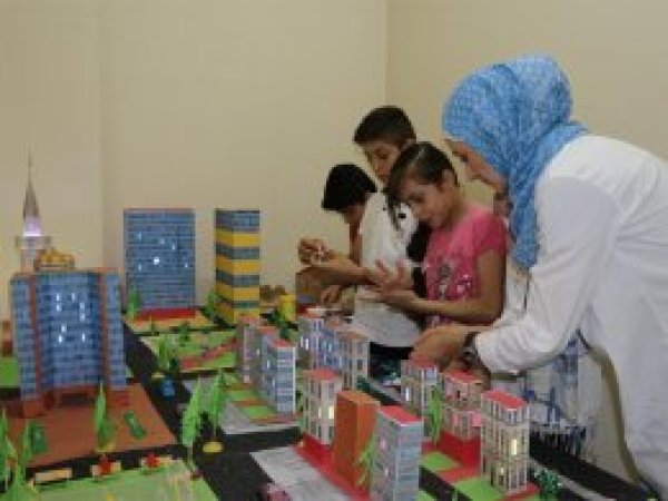 Hayallerindeki Suriye’nin maketini yaptılar
