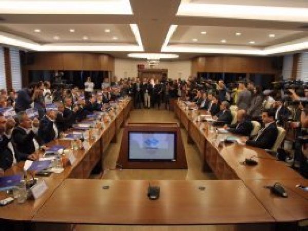 Hükümet memur maaşları için teklifini sundu