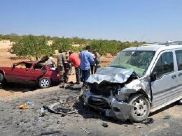 Nizip'te trafik kazası: Aynı aileden 5 kişi öldü