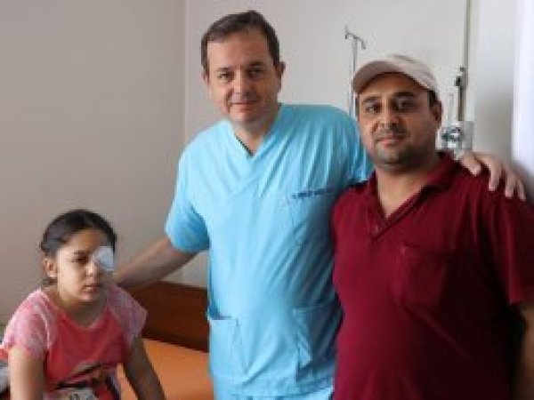 Suriyeli küçük kız ameliyat oldu