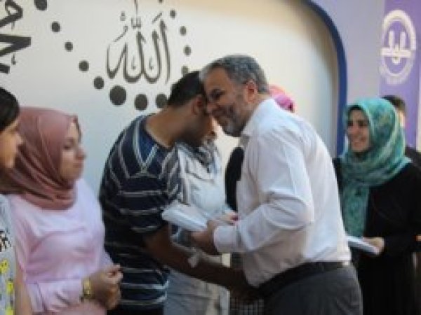 İşitme engellilere umre ödüllü sınav