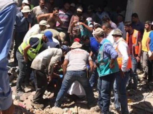 İnşaattan düşen işçi hayatını kaybetti
