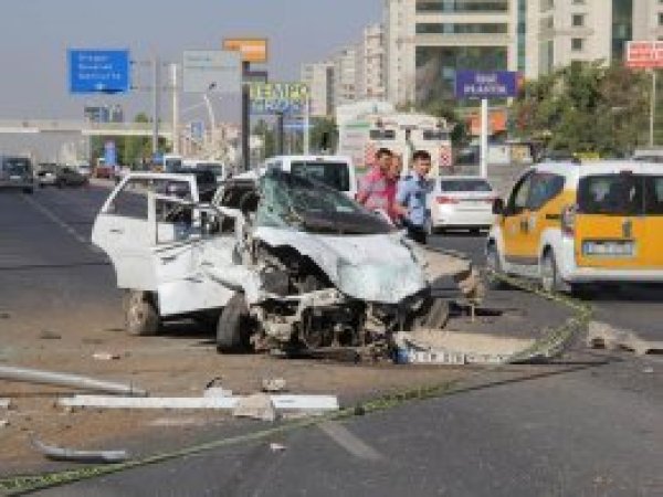 Diyarbakır’da trafik kazası: Bir ağır yaralı