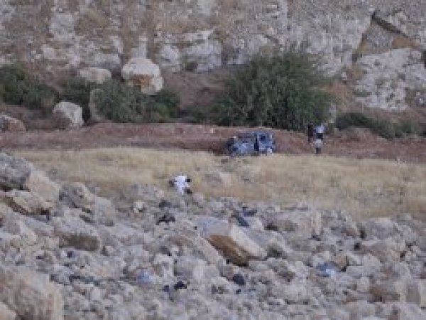 Mardin'de otomobil uçurumdan yuvarlandı
