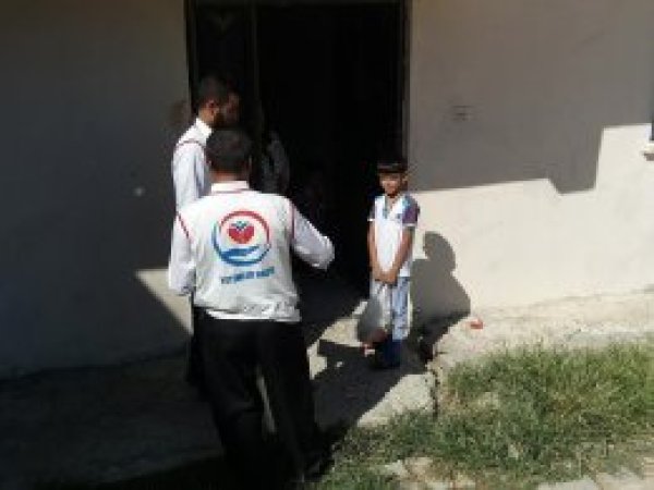 Yetimler Vakfı Silvan’daki yetimlere kurban eti ulaştırdı