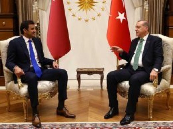 Cumhurbaşkanı Erdoğan, Katar Emiri ile görüştü