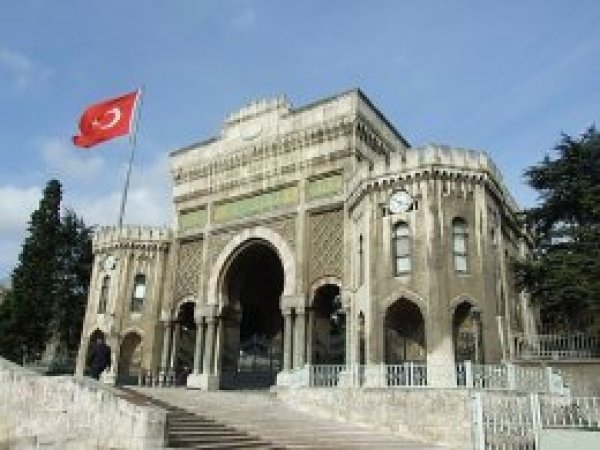 Öğrenciler tezsiz yüksek lisans diploması alabilecek