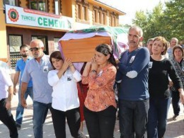 Tuğluk'un annesi Tunceli'de toprağa verildi