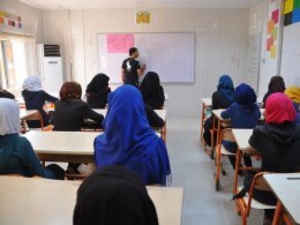 Çadır kentte eğitim başladı